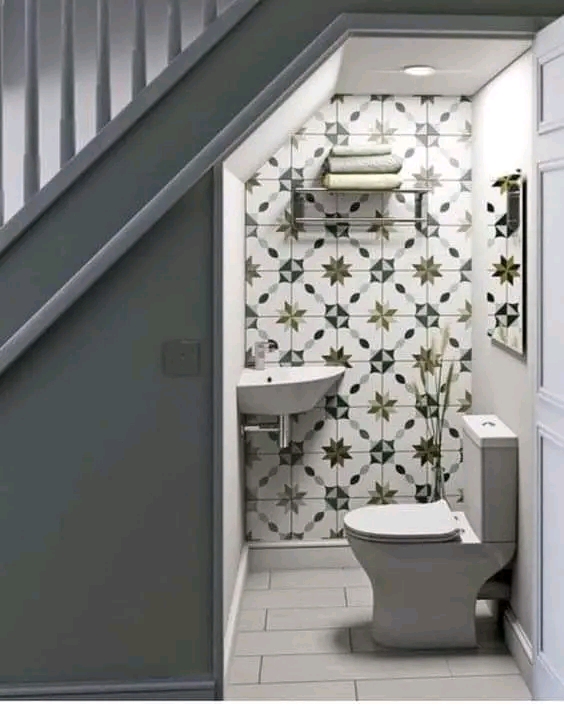 Storage Ideas for small Bathrooms